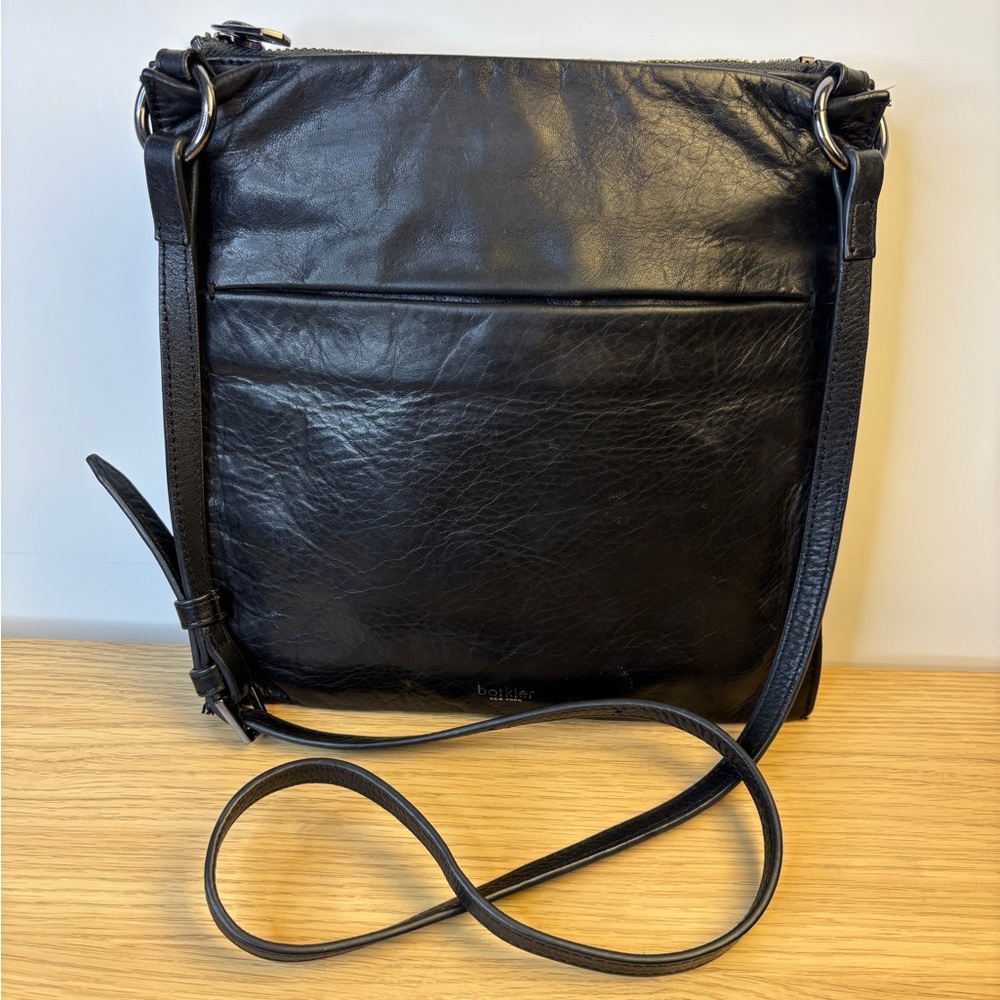 Botkier Crossbody Bag Black Leather Slim Messenger Adjustable Strap Excellent